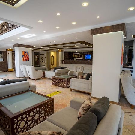 Mevre Hotel Анталия Екстериор снимка