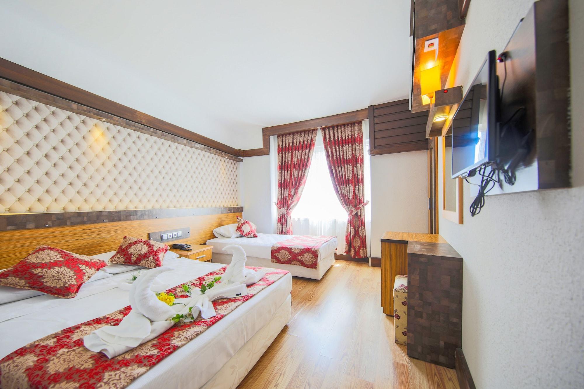 Mevre Hotel Анталия Екстериор снимка