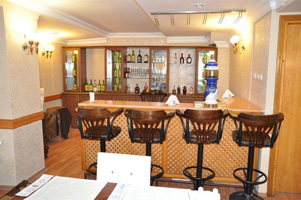 Mevre Hotel Анталия Екстериор снимка