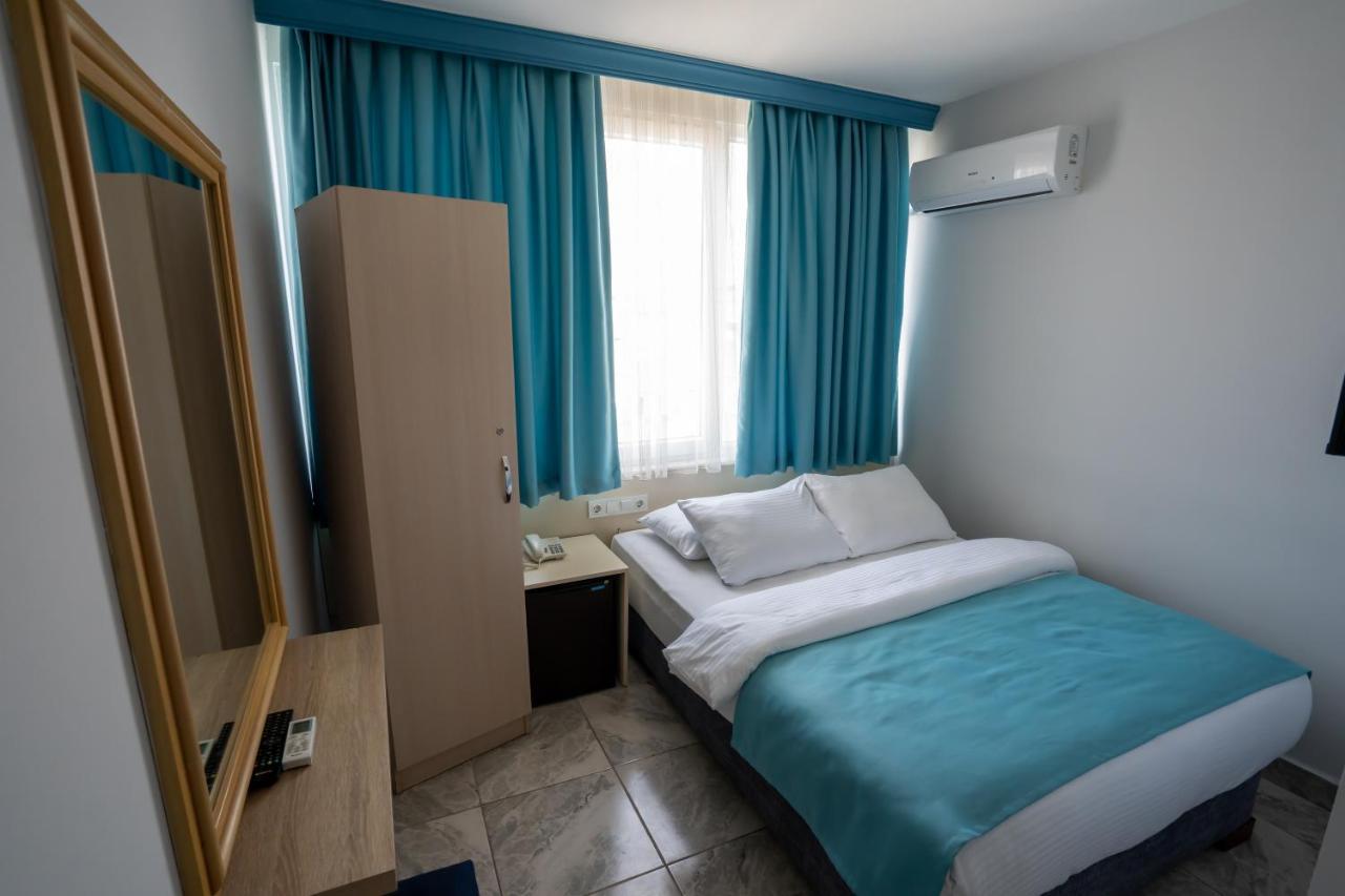 Mevre Hotel Анталия Екстериор снимка