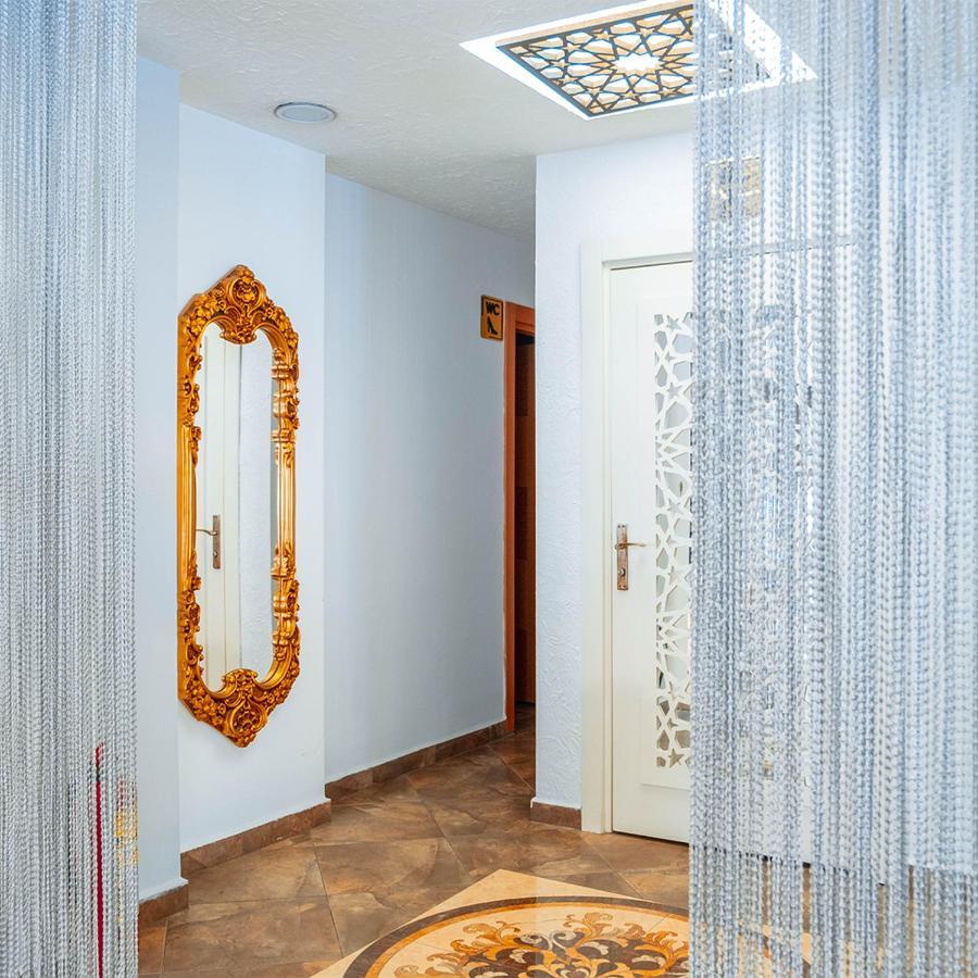 Mevre Hotel Анталия Екстериор снимка